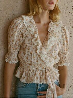 Doen Thames Ramie Ruffle Pintuck Short Sleeve Top Alabaster Countryside Calico